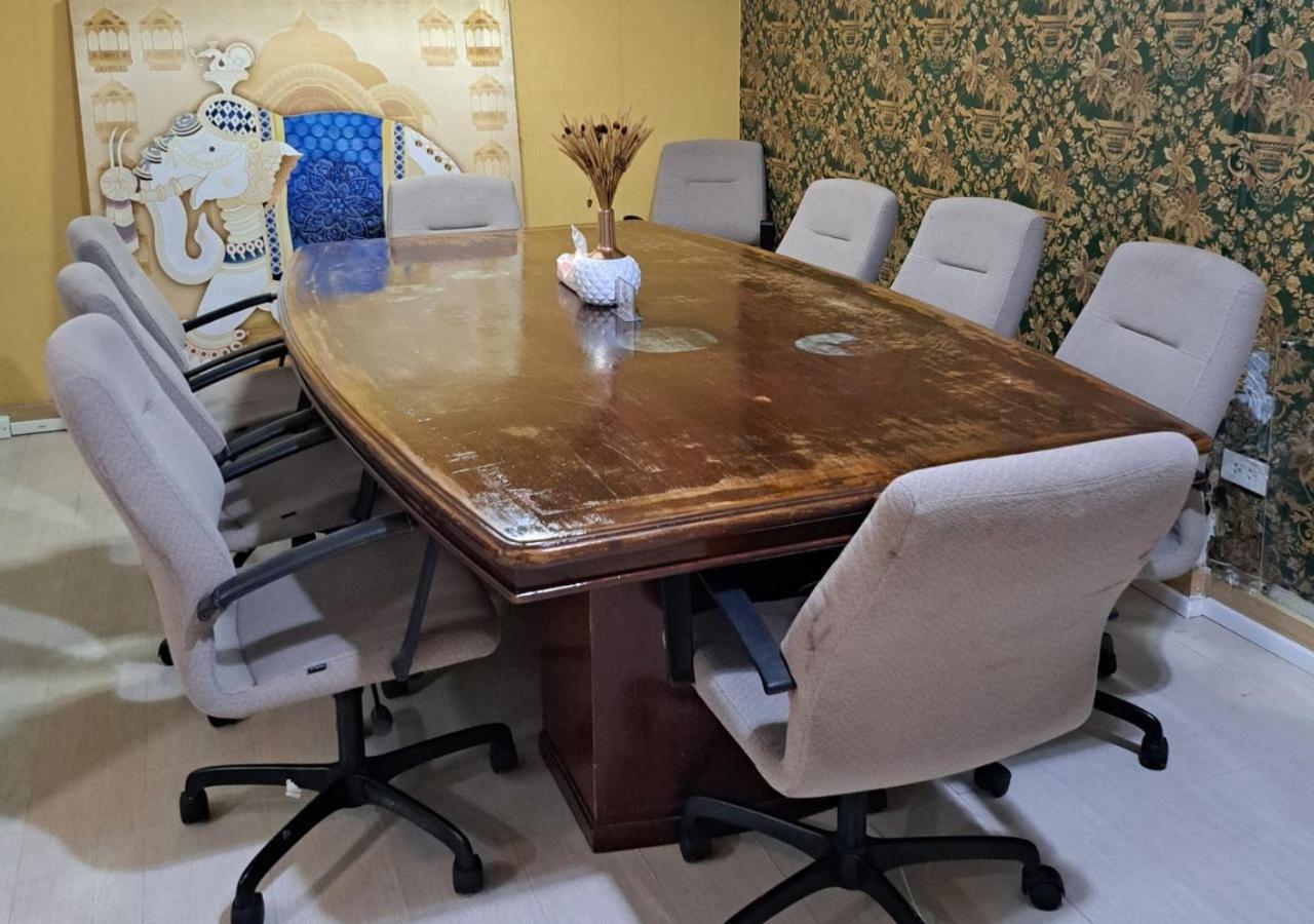 Sura Hostel Bangkok Near Mrt Phra Ram 9 Eksteriør bilde