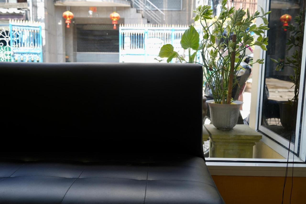 Sura Hostel Bangkok Near Mrt Phra Ram 9 Eksteriør bilde
