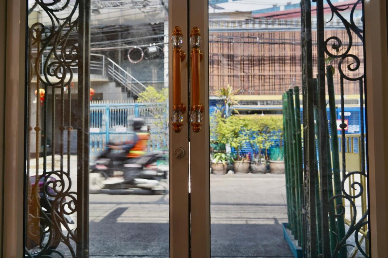 Sura Hostel Bangkok Near Mrt Phra Ram 9 Eksteriør bilde