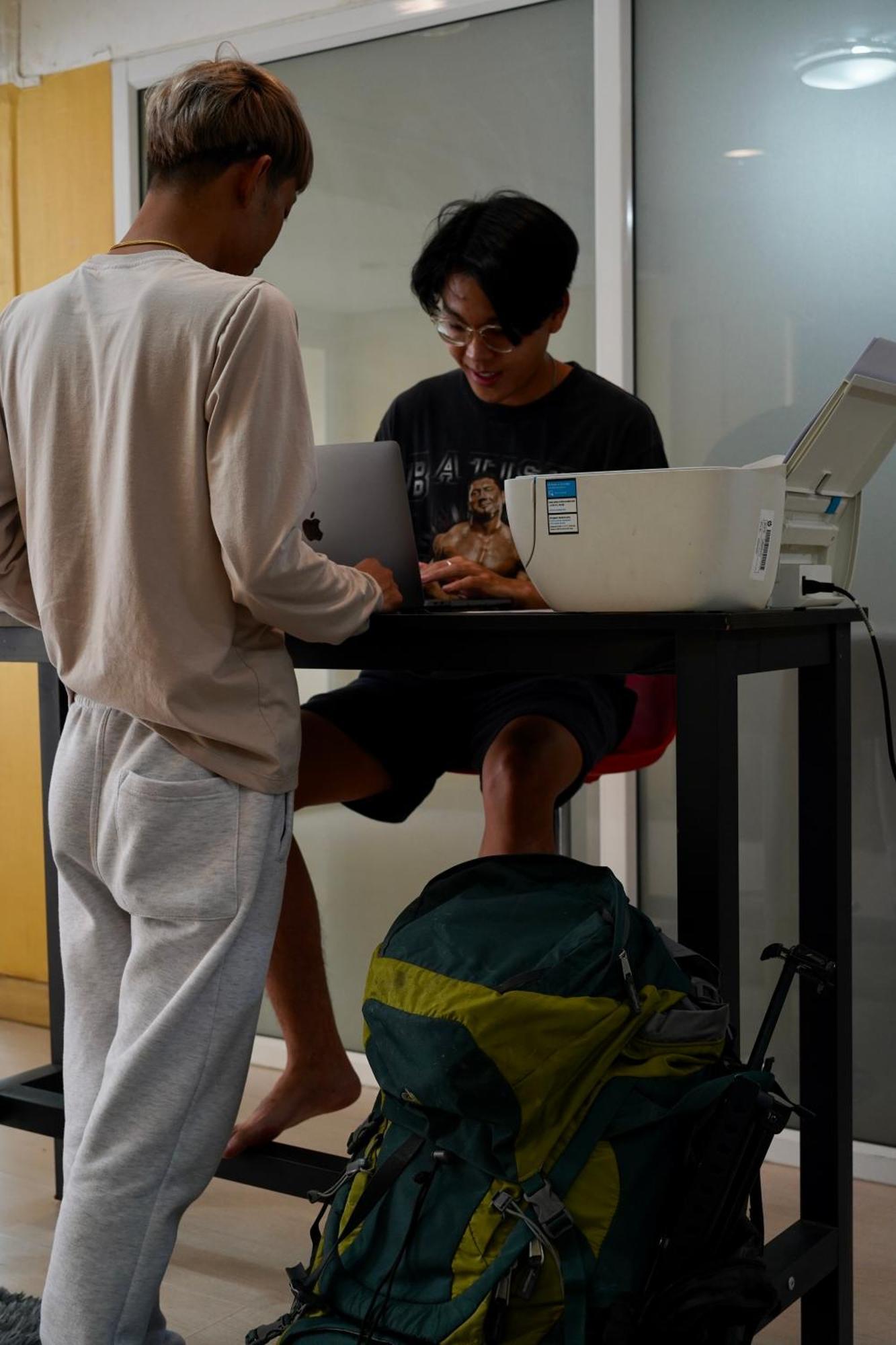 Sura Hostel Bangkok Near Mrt Phra Ram 9 Eksteriør bilde
