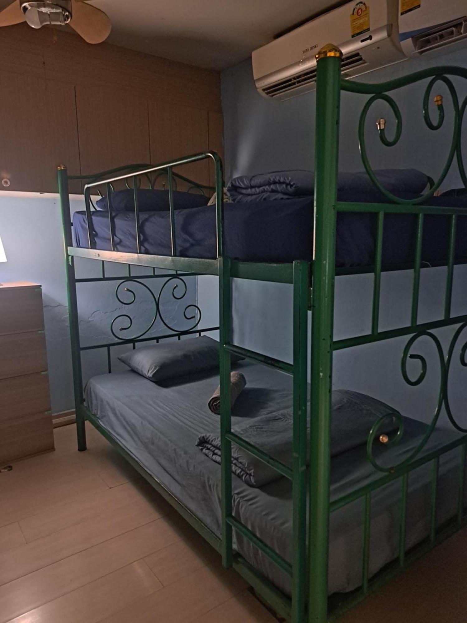 Sura Hostel Bangkok Near Mrt Phra Ram 9 Eksteriør bilde